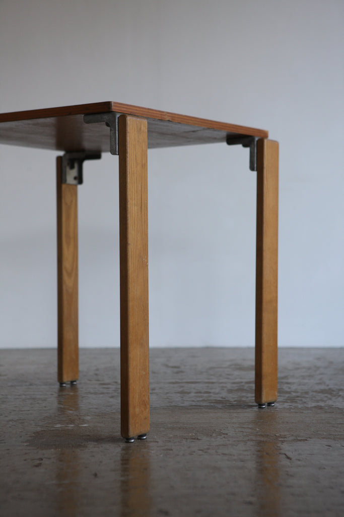 Table by Georges Candilis and Anja Blomstedt for Sentou