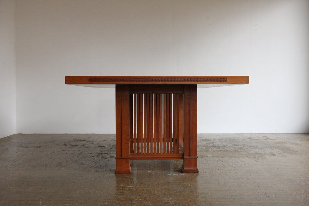 Husser 615 dining table by Frank Lloyd Wright for Cassina